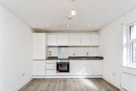 2 bedroom apartment for sale, London Road, Southborough, Tunbridge Wells