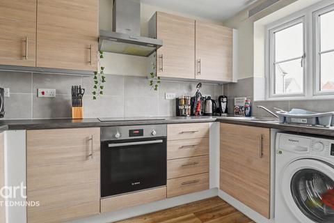 2 bedroom end of terrace house for sale, Myrtlewood Road, Bury St Edmunds