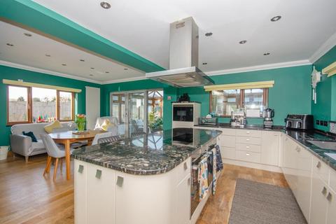 4 bedroom detached house for sale, Abbots Road, Hanham, Bristol, BS15 3NR