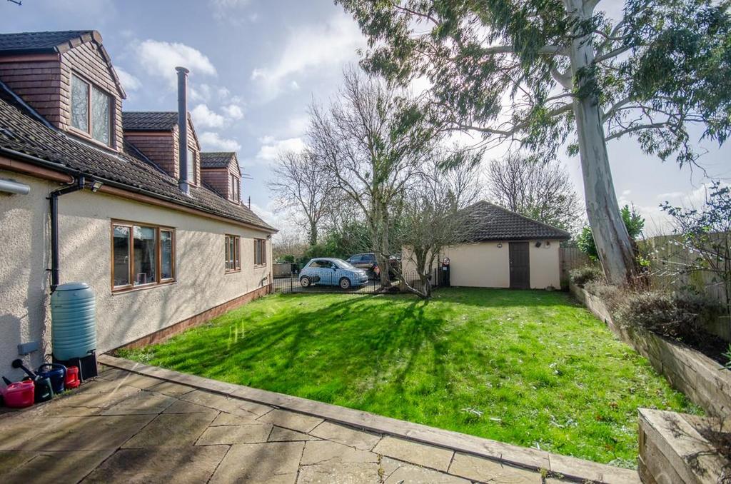 Rear garden.jpg