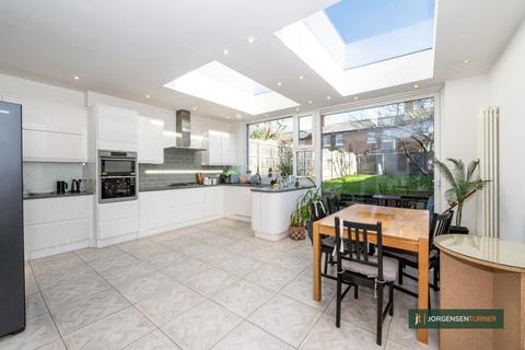 6 bedroom terraced house to rent, Gratton Terrace, London