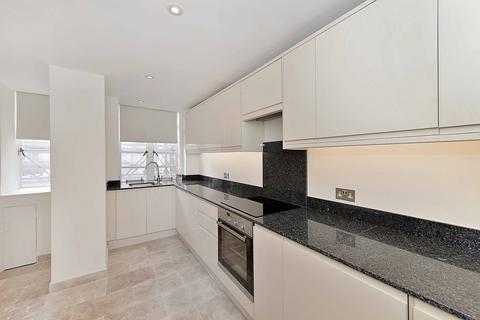 3 bedroom flat to rent, Balham High Road, London SW17