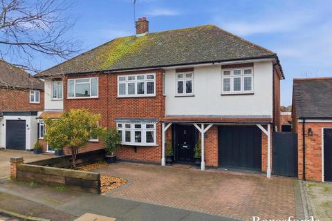 4 bedroom semi-detached house for sale, Witham Gardens, West Horndon, CM13