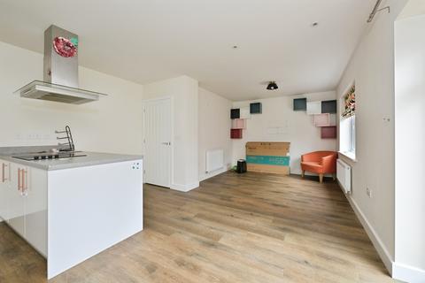 4 bedroom detached house for sale, Richardson Close, Boughton, Northampton
