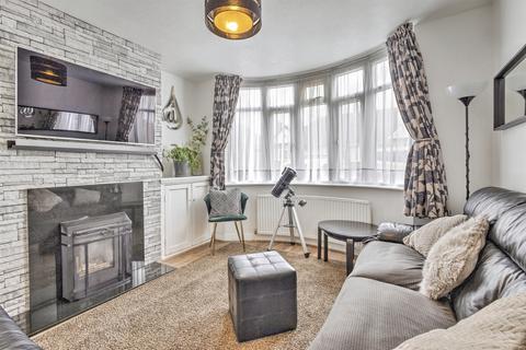 3 bedroom end of terrace house for sale, Lyncroft Way, Northampton