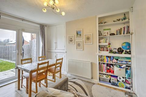 3 bedroom end of terrace house for sale, Lyncroft Way, Northampton