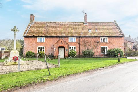 undefined, Beautiful Church Views in Weston Longville
