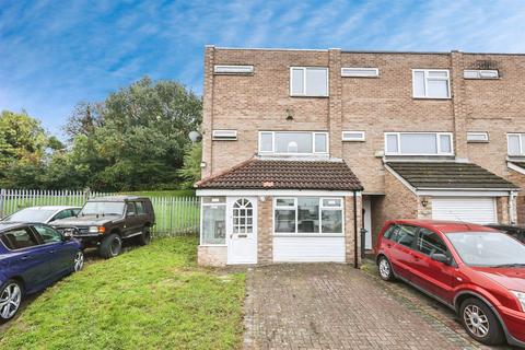 4 bedroom end of terrace house for sale, Kempton Park Road, BIRMINGHAM