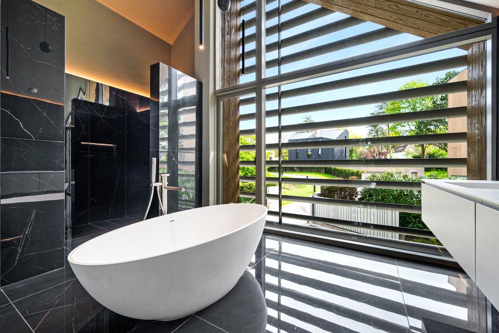 Show Home En Suite