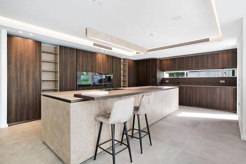 5 bedroom detached house for sale, Waterbank Place, Prestbury, Macclesfield, Cheshire, SK10