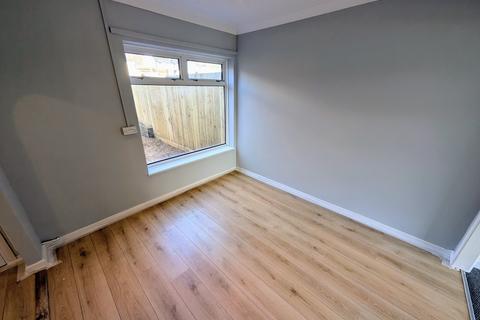 3 bedroom terraced house to rent, Granston Square, Fairwater, Cwmbran