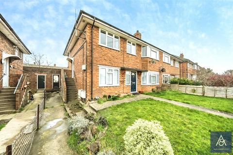 2 bedroom apartment for sale, Beaumont Crescent, Northamptonshire NN13