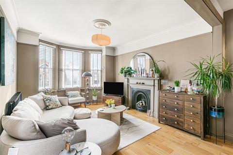 2 bedroom maisonette for sale, Kings Road, Kingston Upon Thames KT2