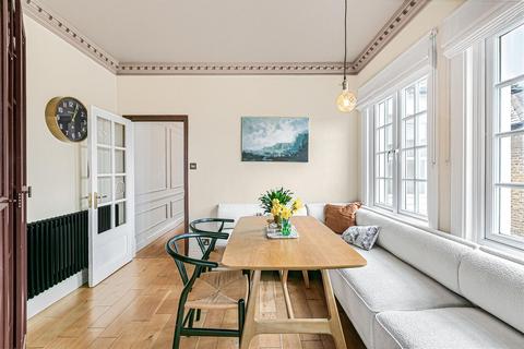 2 bedroom maisonette for sale, Kings Road, Kingston Upon Thames KT2