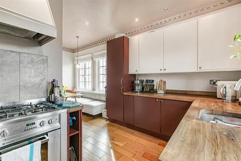 2 bedroom maisonette for sale, Kings Road, Kingston Upon Thames KT2