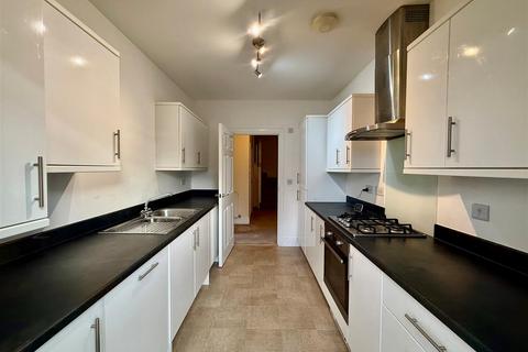 undefined, Fawn Rise, Henfield