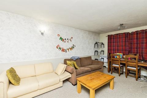 undefined, Manor Fields, Horsham