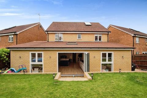 4 bedroom detached house for sale, Ivy Close, Leavesden, Watford