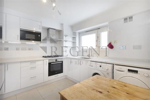 3 bedroom maisonette to rent, Alpha House, Alpha Place, NW5
