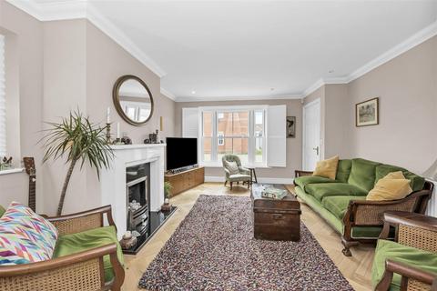 4 bedroom detached house for sale, Gardeners Walk, Elmswell