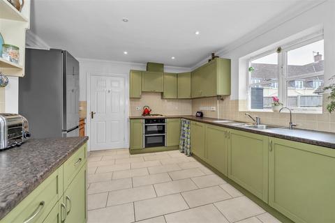 4 bedroom detached house for sale, Gardeners Walk, Elmswell