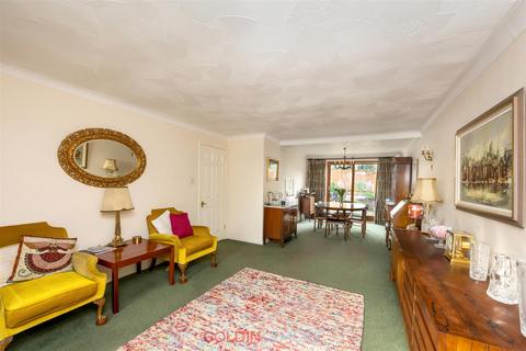 undefined, Queen Caroline Close, Hove