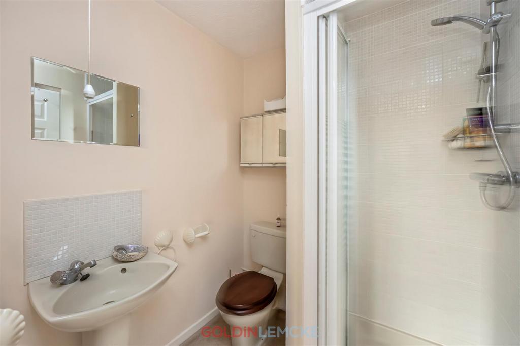 En Suite Shower Room
