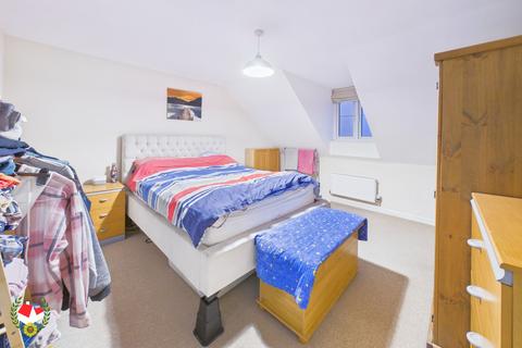 3 bedroom semi-detached house for sale, Aldergrove Kingsway, Quedgeley, GL2