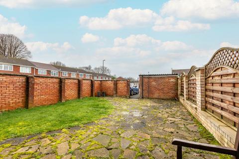 3 bedroom end of terrace house for sale, Yate, Bristol BS37