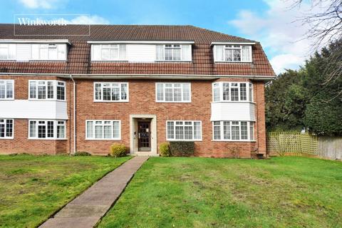 undefined, Hemingford Road, Cheam, Sutton, SM3