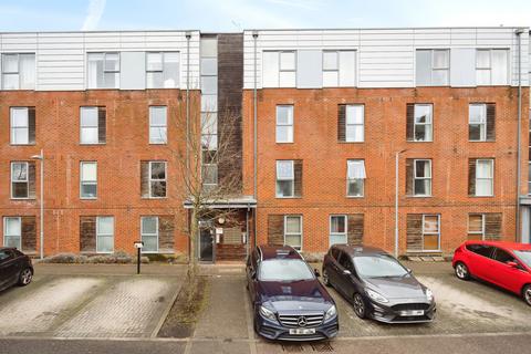 2 bedroom flat for sale, Medway Drive, TUNBRIDGE WELLS