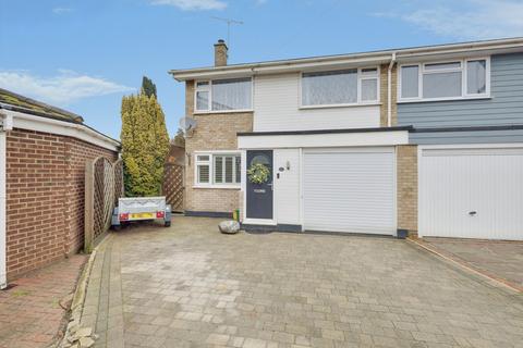 3 bedroom semi-detached house for sale, Meadway, Benfleet, SS7