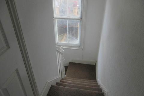 1 bedroom flat for sale, Devereux Road, Southend On Sea