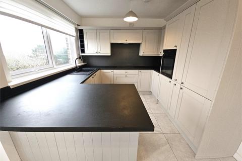 2 bedroom apartment to rent, St Clements Court East, Leigh on sea, Leigh on sea,
