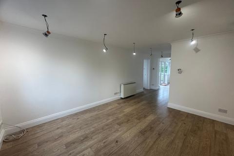 undefined, Willow Drive, Ringwood BH24