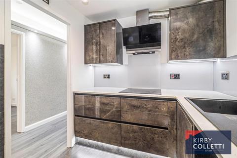 2 bedroom apartment to rent, Lampits, Hoddesdon