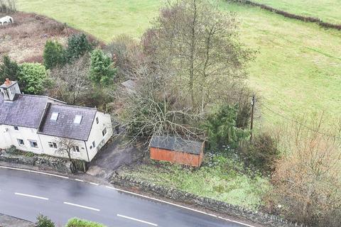 undefined, Folt Terrace, Gwyddelwern