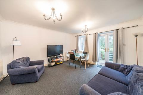 4 bedroom house to rent, Goddard Place, London N19