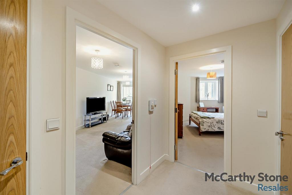 Entrance Hall: