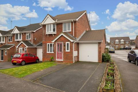 3 bedroom link detached house for sale, Golding Close, Maidenbower, RH10