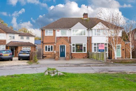 undefined, Stanhope Close Aylesbury HP22