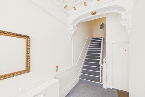2 bedroom flat for sale, Wingrove Road, Newcastle Upon Tyne, NE4