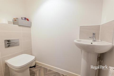 3 bedroom detached house for sale, Kathorn Close, Peterborough PE7