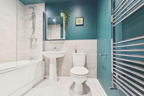 2 bedroom end of terrace house for sale, Featherwood Avenue, Newcastle Upon Tyne, NE15