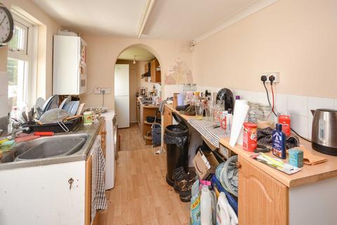 2 bedroom terraced house for sale, Brockley Road, Margate