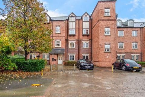 Friar Court, Worcester
