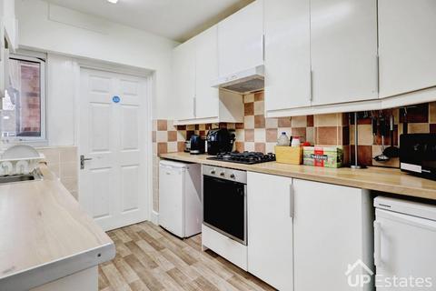 6 bedroom semi-detached house for sale, Lesingham Drive, Coventry