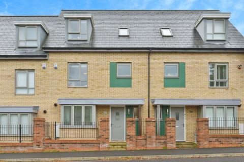Randall Avenue, Whitehouse, Milton Keynes