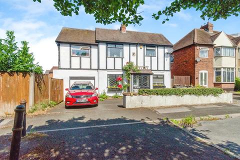4 bedroom detached house for sale, School Street, Wednesbury