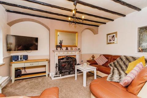 4 bedroom detached house for sale, School Street, Wednesbury